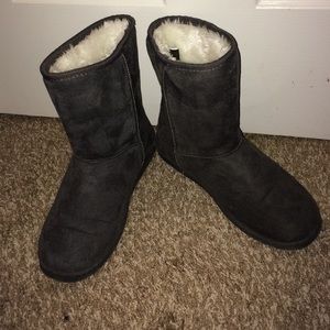 Gray boots