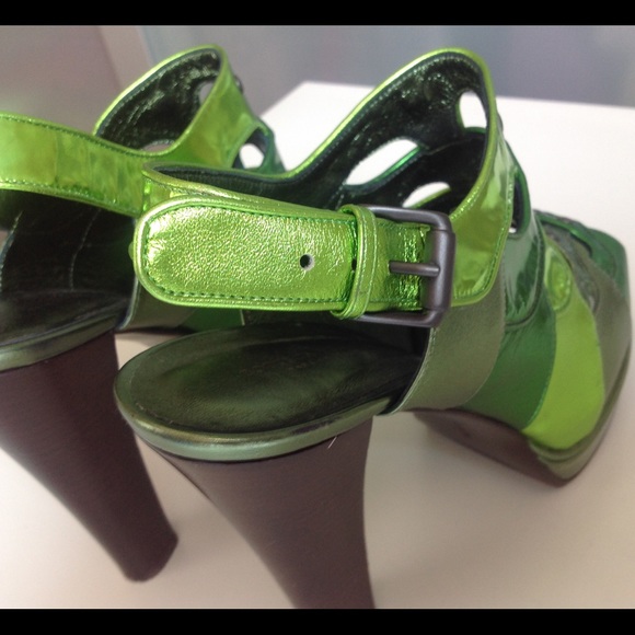 🎉SOLD!🎉🤑✅Bottega Veneta high heel sandals. - Picture 3 of 4