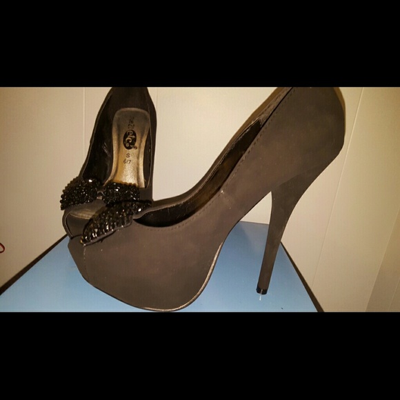 Bow High heels - Picture 3 of 3