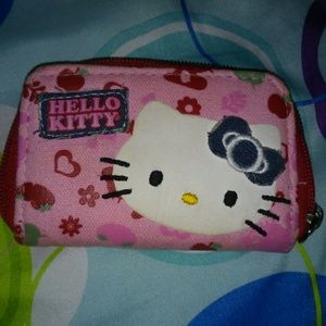 Hello kitty wallet!!