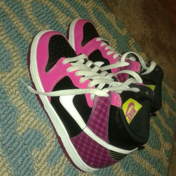 Nikes kids