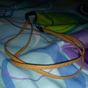 Light brown head wrap!