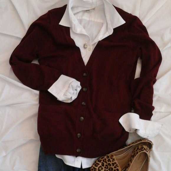 JCP Burgundy Cashmere Blend Cardigan sz Medium
