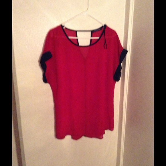 👚Sheer short sleeve top👚