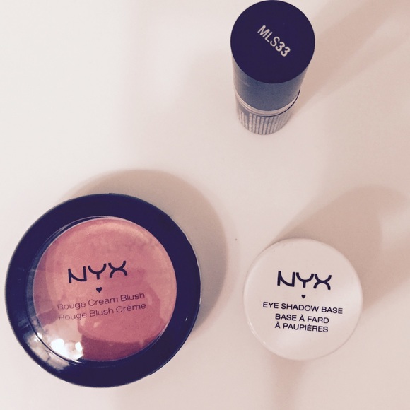 NYX make up bundle