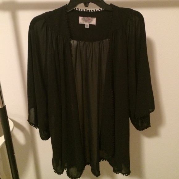 Black kimono/cardigan