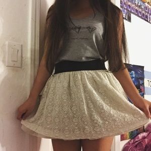 Forever 21 lace skirt