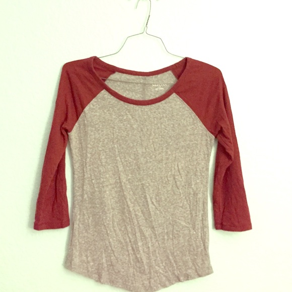 ♦️traded♦️Grey & Maroon Baseball Tee