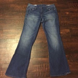 Soft well-made Sexy Boot Cut jeans!