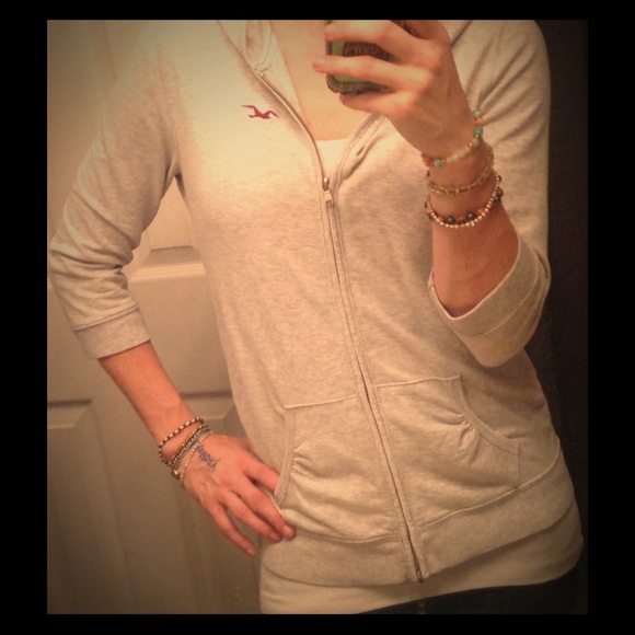 RESERVED-Hollister 3/4 Sleeve Gray Zip Up Hoodie