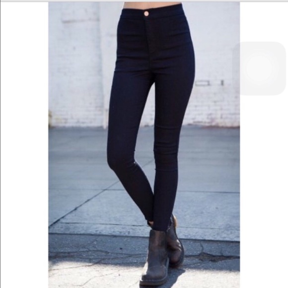 ⏰SOLD⏰Brandy Melville skinnies