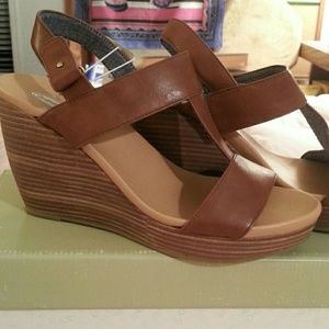 NWT Hot Platform Summer Sandels Dr. Scholl's Sz9m