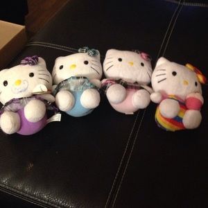 Mini hello kitty's