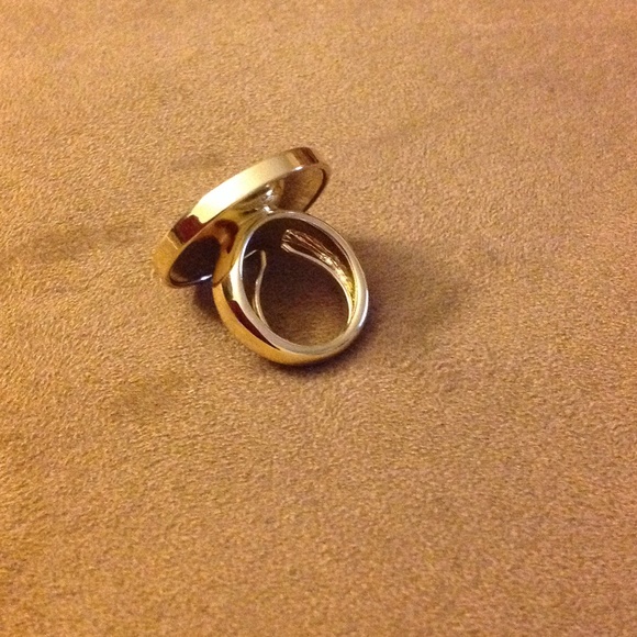 House of Harlow Ring O/S - Picture 2 of 4