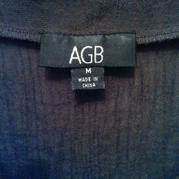 Top - Picture 2 of 4