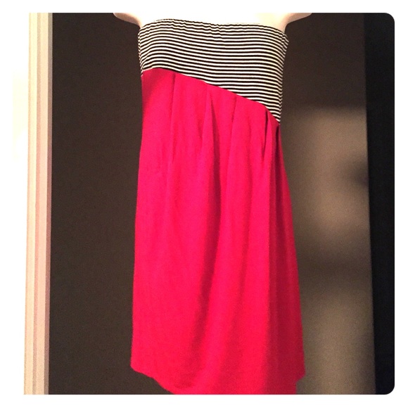 Strapless Fighting EEL dress
