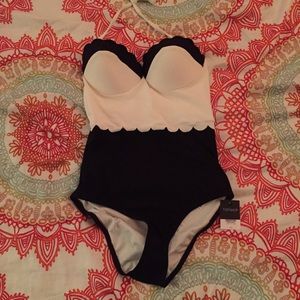 TOP SHOP ONE PIECE SWIMSUIT