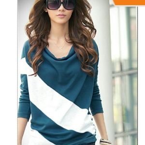Medium sleeve scoop neck shirt