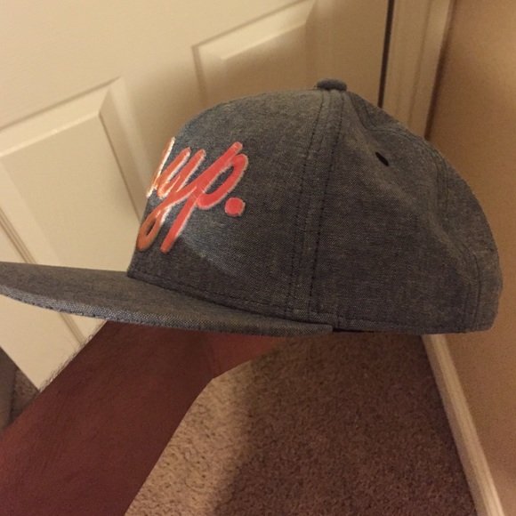 SnapBack - Picture 2 of 3