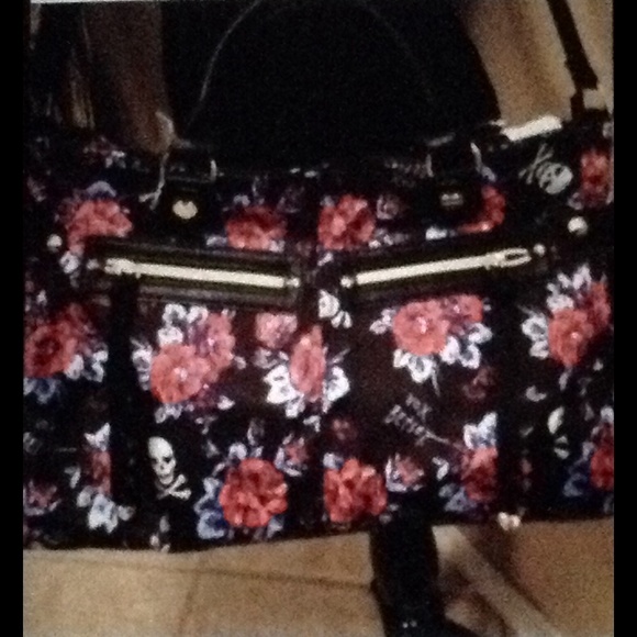 NWT B Johnson rose with skull bag