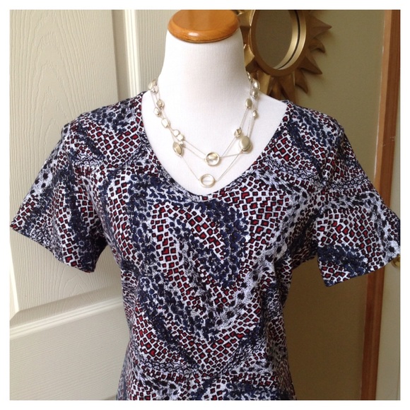 Abstract Print Dress - Picture 2 of 3