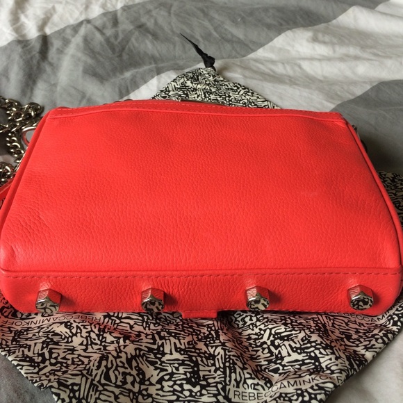 Hot red REBECCA MINKOFF Mini Mac Cross Body Purse - Picture 3 of 4