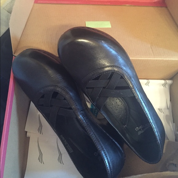 Dansko Tilda Burnished Full Grain Black