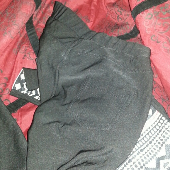 Tights - Picture 2 of 4