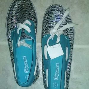 Liv And Maddie Tennis Shoes Liv And Maddie Tennis Shoes