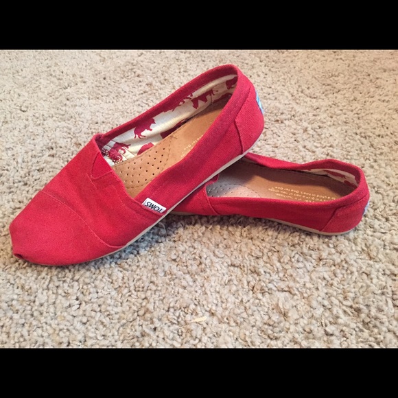 Red Toms