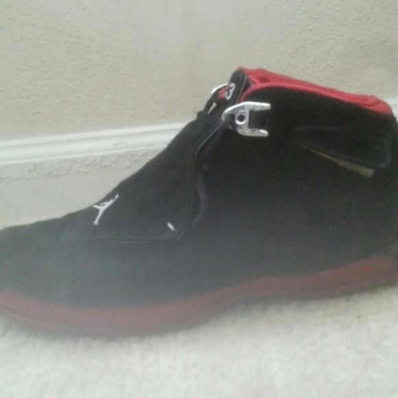 Air jordan 18s - Picture 2 of 4