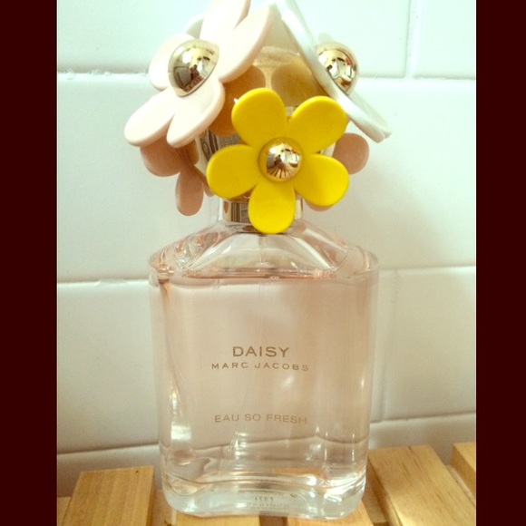 MARC JACOBS DAISY- Eau so fresh - 4.2oz