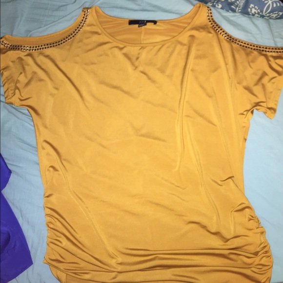 Gold/mustard shoulder less shirt
