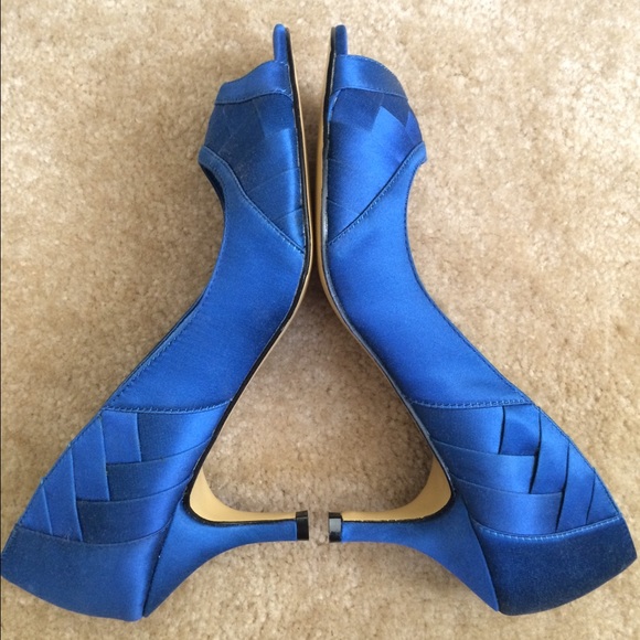 RSVP blue peep toe pumps