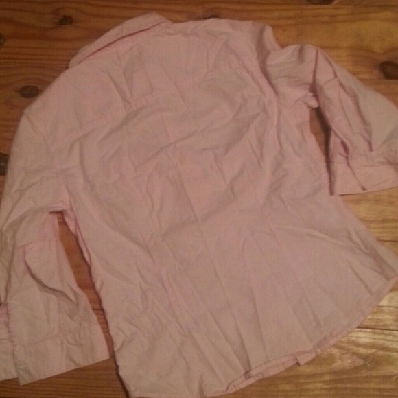 Pink button up - Picture 4 of 4