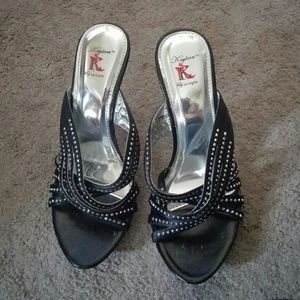 Black and silver high heels 7 1/2