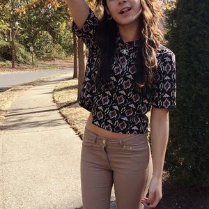 ❌SOLD❌Cropped button down