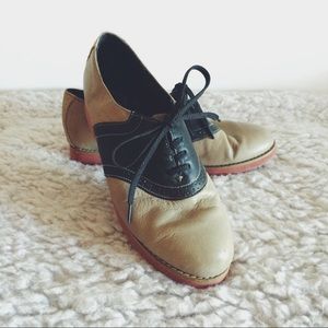 Campbell Tan and Black Saddle Shoes
