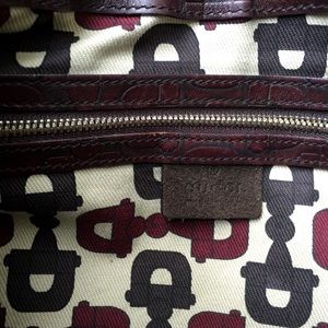 Additional Photos of Gucci Hobo Bag