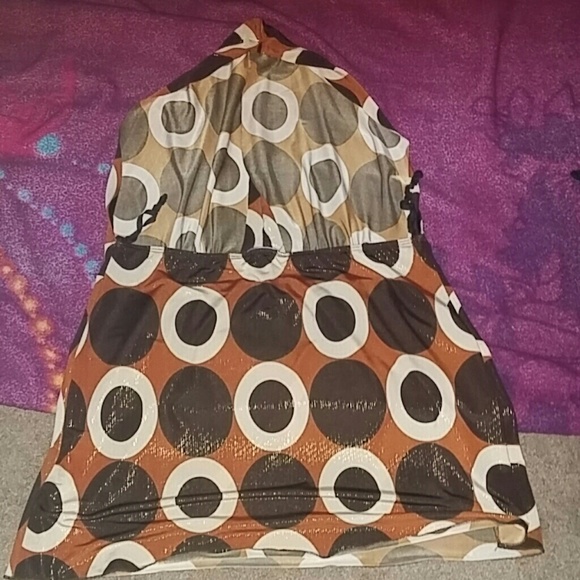 Halter top - Picture 2 of 3