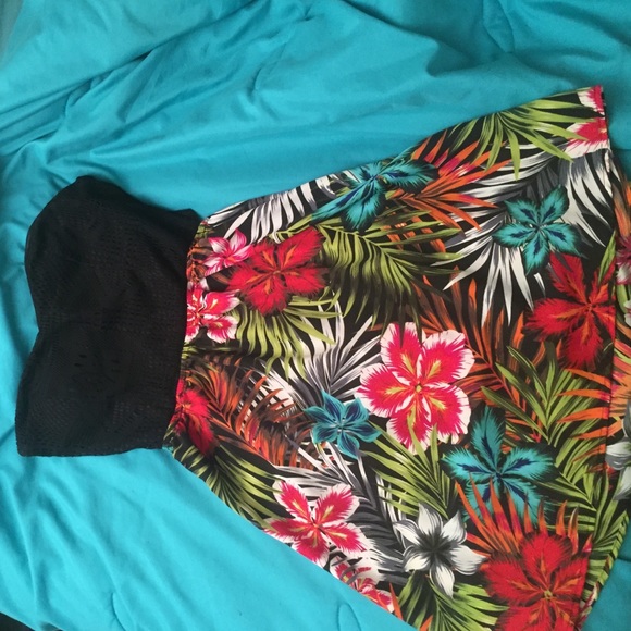 Very cute Hawaiian style dress