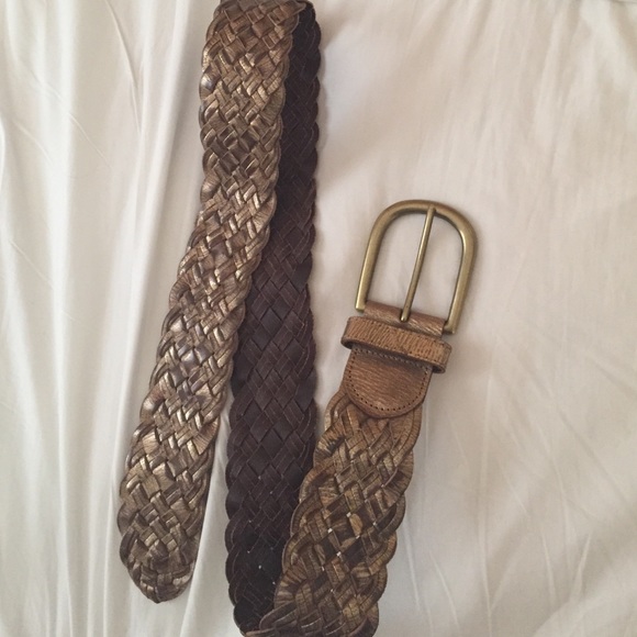 Linea Pelle genuine leather belt.  Metallic/gold