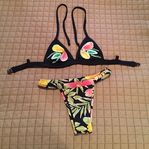 Pcs Brazilian Bikini XS. On sells😍😍