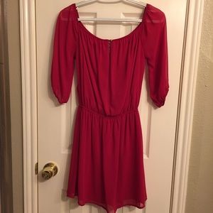 dark red quarter sleeve dress