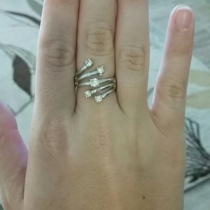 Lia Sophia "Vivid" ring size 8