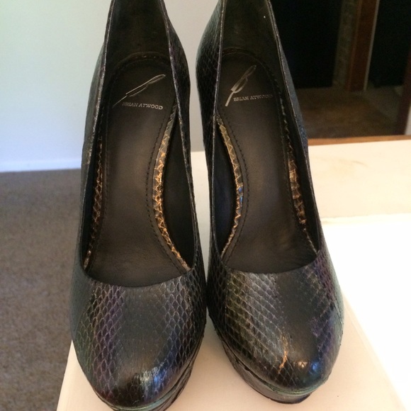 🎀HP🎀Brian Atwood Snakeskin Heels - Picture 3 of 4