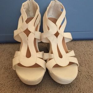 Top Moda White Wedges