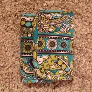 Vera Bradley wallet. (USED ONCE)