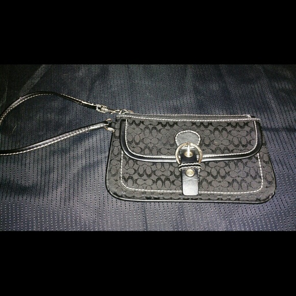Coach Black signature clutch wristlet