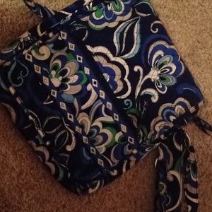 Vera Bradley messenger in Mediterranean Blue